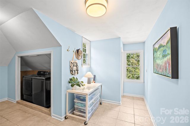 2710 Wamath Drive, Charlotte, NC 28210