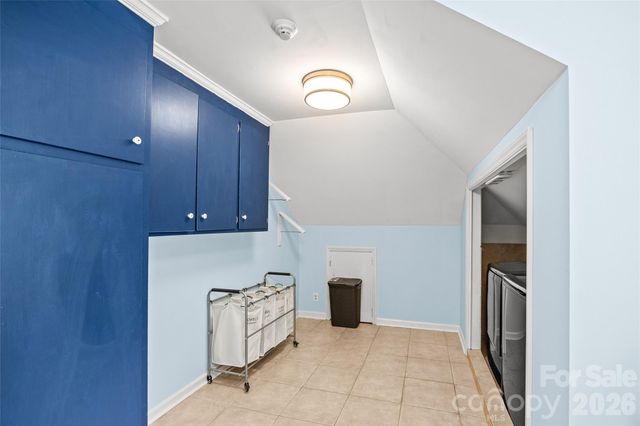 2710 Wamath Drive, Charlotte, NC 28210