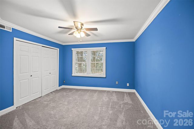 2710 Wamath Drive, Charlotte, NC 28210