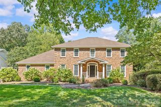 2710 Wamath Drive, Charlotte, NC 28210