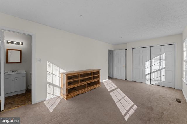 4043 SILVER PARK TER, Suitland, MD 20746