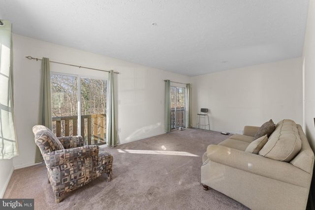 4043 SILVER PARK TER, Suitland, MD 20746