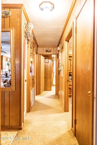 1213 Oak Avenue, Hamlet, NC 28345