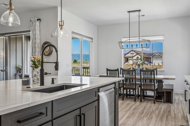 8985 Chalk Creek Place, Littleton, CO 80125