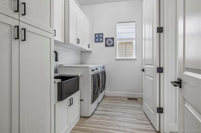 8985 Chalk Creek Place, Littleton, CO 80125