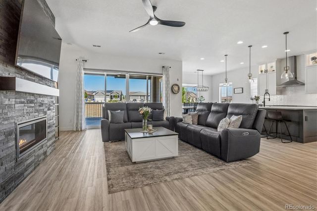 8985 Chalk Creek Place, Littleton, CO 80125