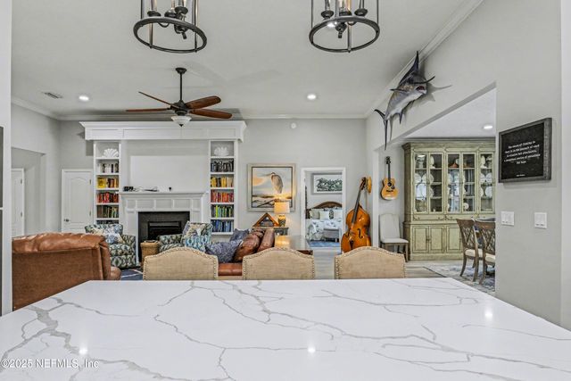 97222 PIRATES POINT Road, Yulee, FL 32097