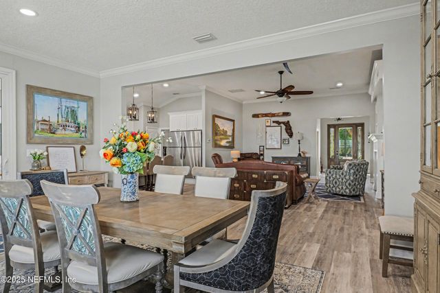 97222 PIRATES POINT Road, Yulee, FL 32097