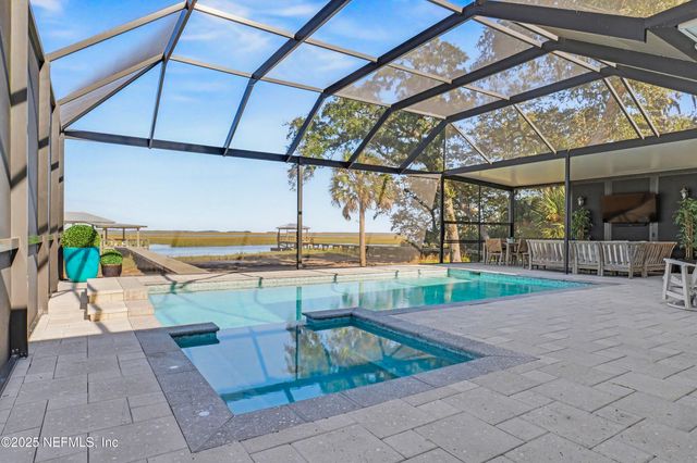 97222 PIRATES POINT Road, Yulee, FL 32097