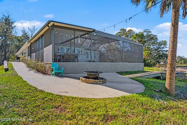 97222 PIRATES POINT Road, Yulee, FL 32097