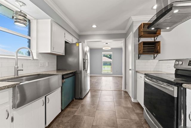 5628 Trenton Ave, Baton Rouge, LA 70808