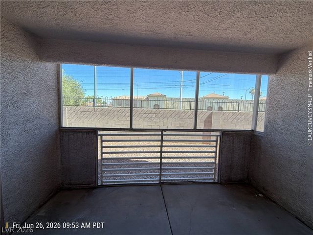4555 East Sahara Avenue 103, Las Vegas, NV 89104