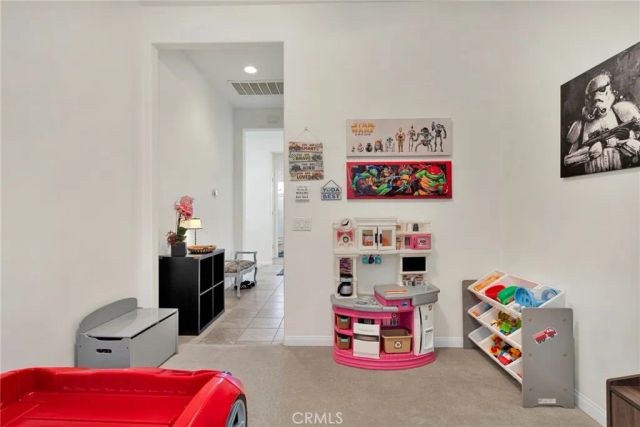 10676 Lanigan, Apple Valley, CA 92308