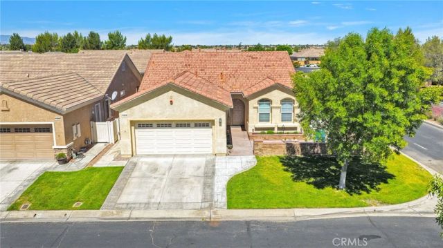 10676 Lanigan, Apple Valley, CA 92308