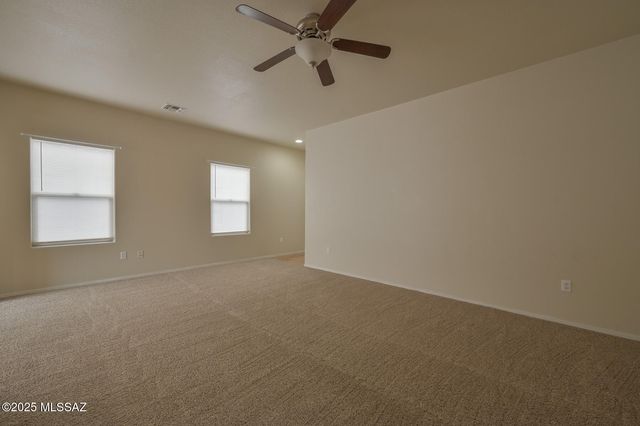 20897 E Founders Road, Red Rock, AZ 85145