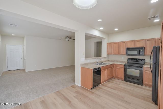 20897 E Founders Road, Red Rock, AZ 85145