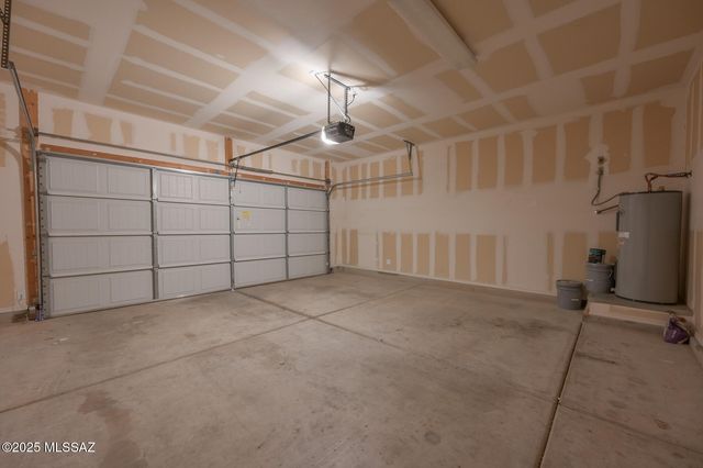 20897 E Founders Road, Red Rock, AZ 85145