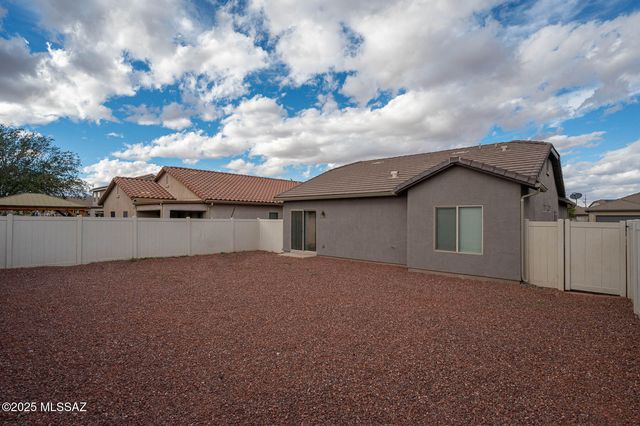 20897 E Founders Road, Red Rock, AZ 85145