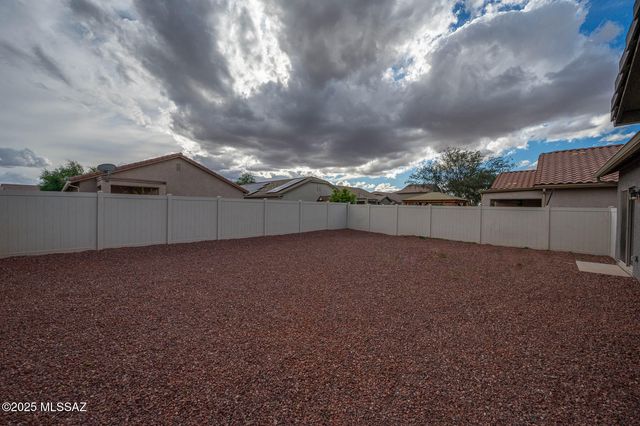 20897 E Founders Road, Red Rock, AZ 85145