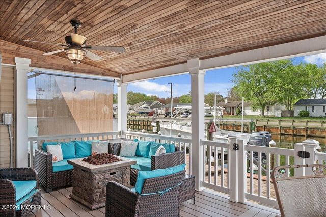 906 Bowsprit Point, Lanoka Harbor, NJ 08734