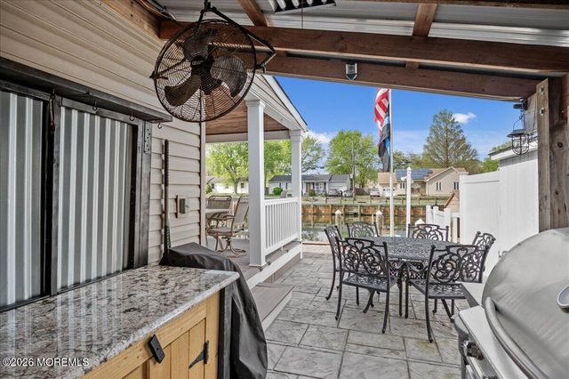 906 Bowsprit Point, Lanoka Harbor, NJ 08734