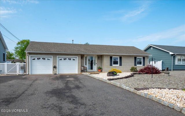 906 Bowsprit Point, Lanoka Harbor, NJ 08734