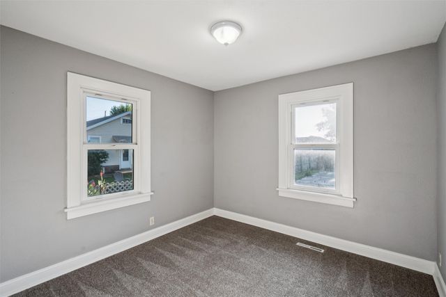 410 E 10th Street N, Newton, IA 50208