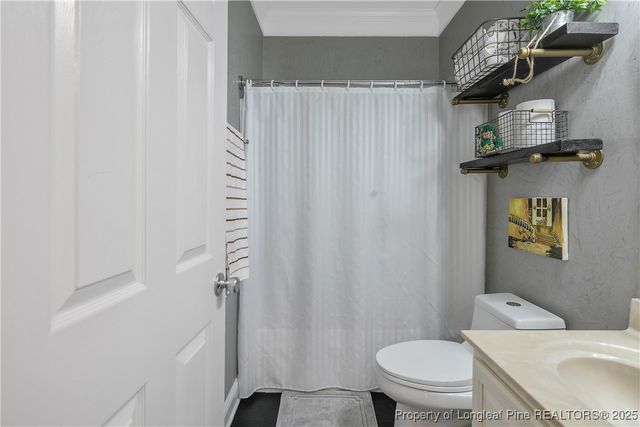 327 Ridgeway Court, Fayetteville, NC 28311