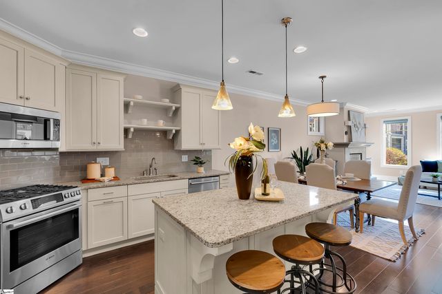 1 Village Mews Road, Piedmont, SC 29673
