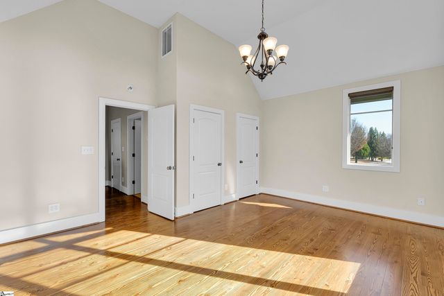 1 Village Mews Road, Piedmont, SC 29673