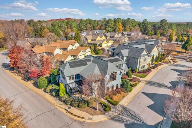 1 Village Mews Road, Piedmont, SC 29673