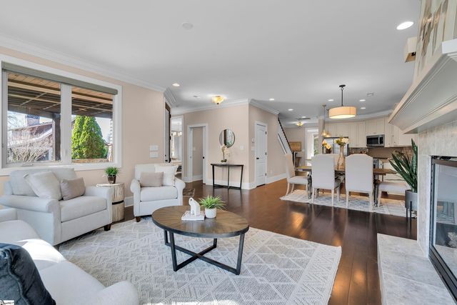1 Village Mews Road, Piedmont, SC 29673