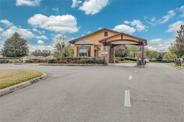 27103 ROANOKE DRIVE, Leesburg, FL 34748
