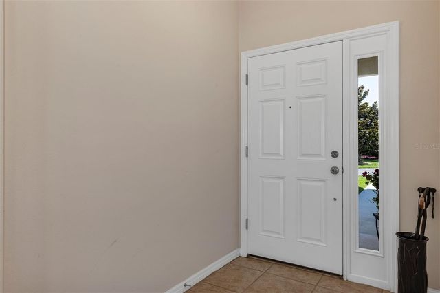 27103 ROANOKE DRIVE, Leesburg, FL 34748