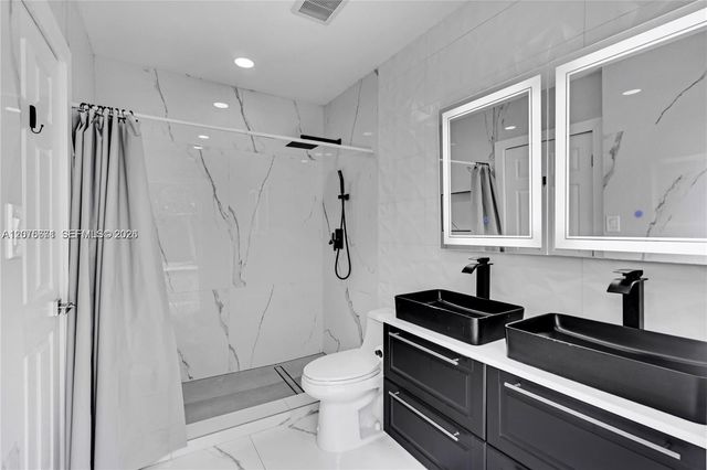 7031 SW 12th Street, Pembroke Pines, FL 33023