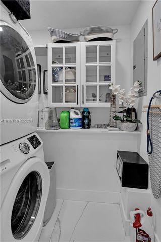 7031 SW 12th Street, Pembroke Pines, FL 33023