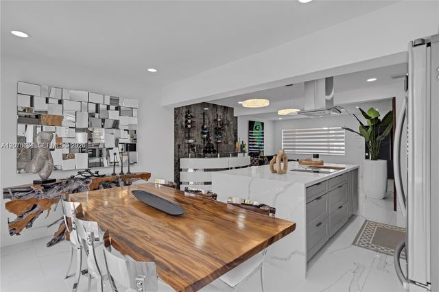 7031 SW 12th Street, Pembroke Pines, FL 33023