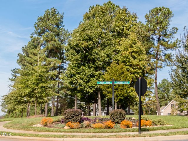 130 Bur Oak Court, Pittsboro, NC 27312