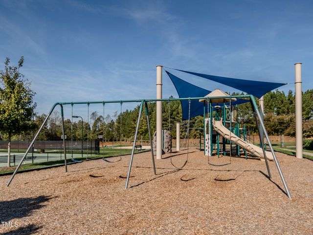 130 Bur Oak Court, Pittsboro, NC 27312