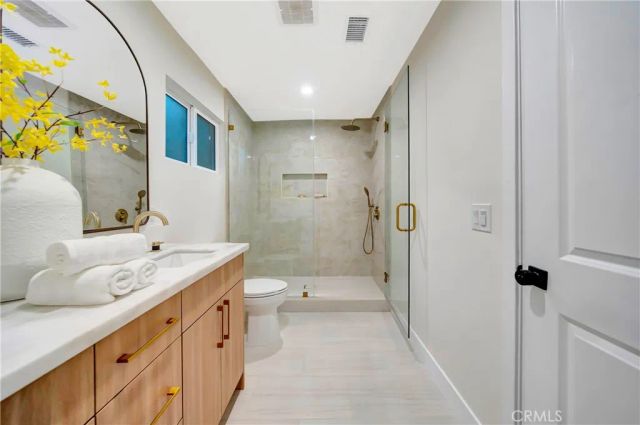 24256 Friar, Woodland Hills, CA 91367