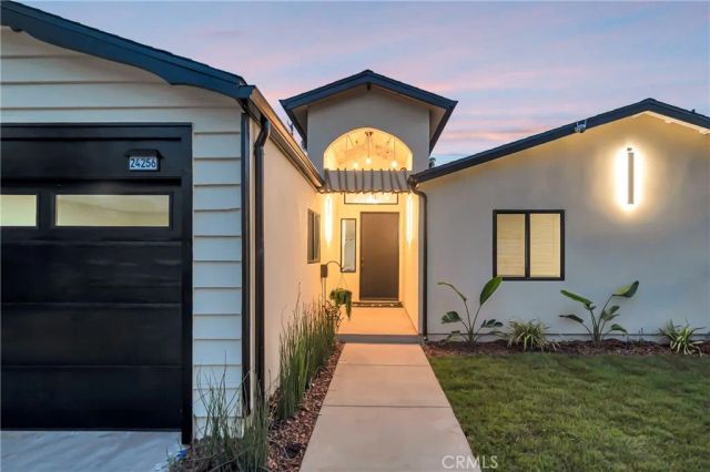 24256 Friar, Woodland Hills, CA 91367
