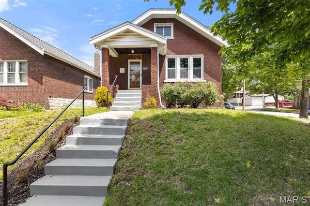 5201 Bancroft Avenue, St Louis, MO 63109