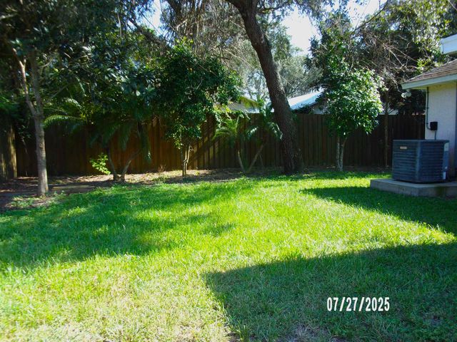 239 Cornell Rd, St Augustine, FL 32086