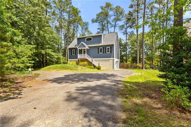 9283 Diane AVE, Hayes, VA 23072