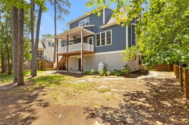 9283 Diane AVE, Hayes, VA 23072