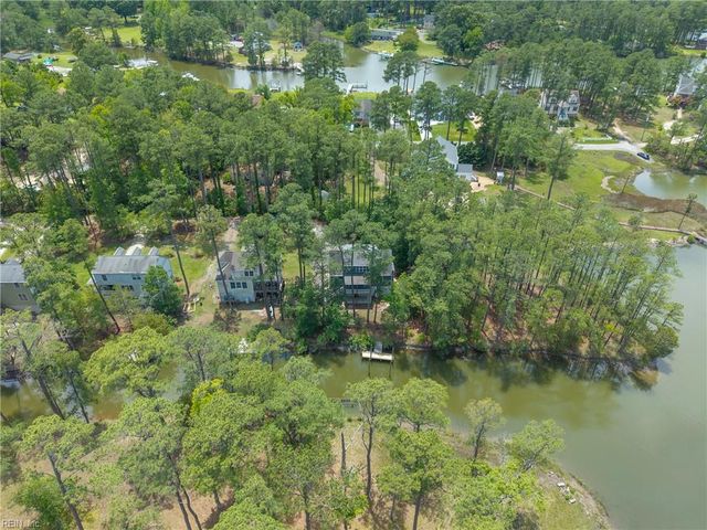 9283 Diane AVE, Hayes, VA 23072