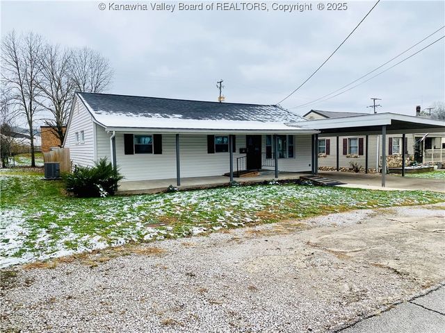 357 3rd Avenue, Ripley, WV 25271