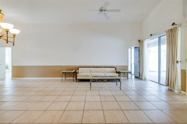 1805 WOOD BEND STREET, Tarpon Springs, FL 34689