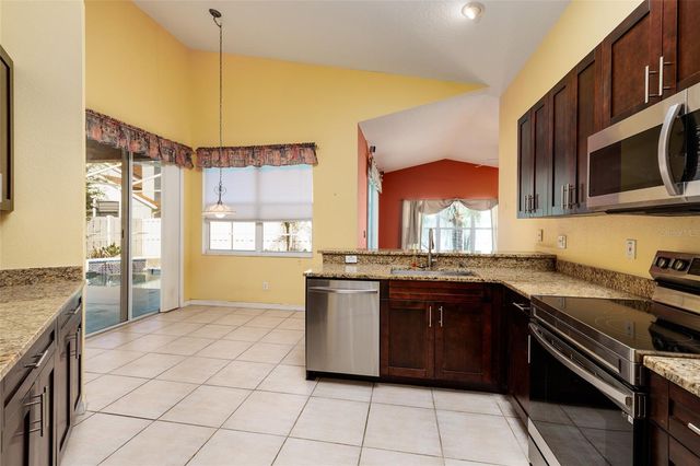 1805 WOOD BEND STREET, Tarpon Springs, FL 34689
