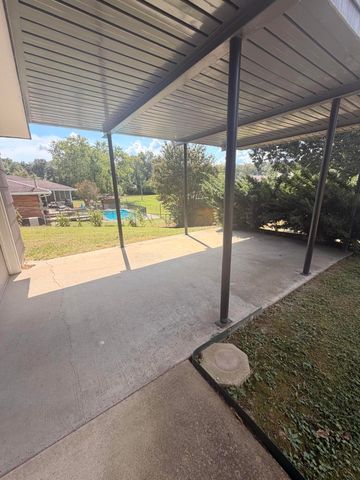 711 Hardin Drive, Chattanooga, TN 37412